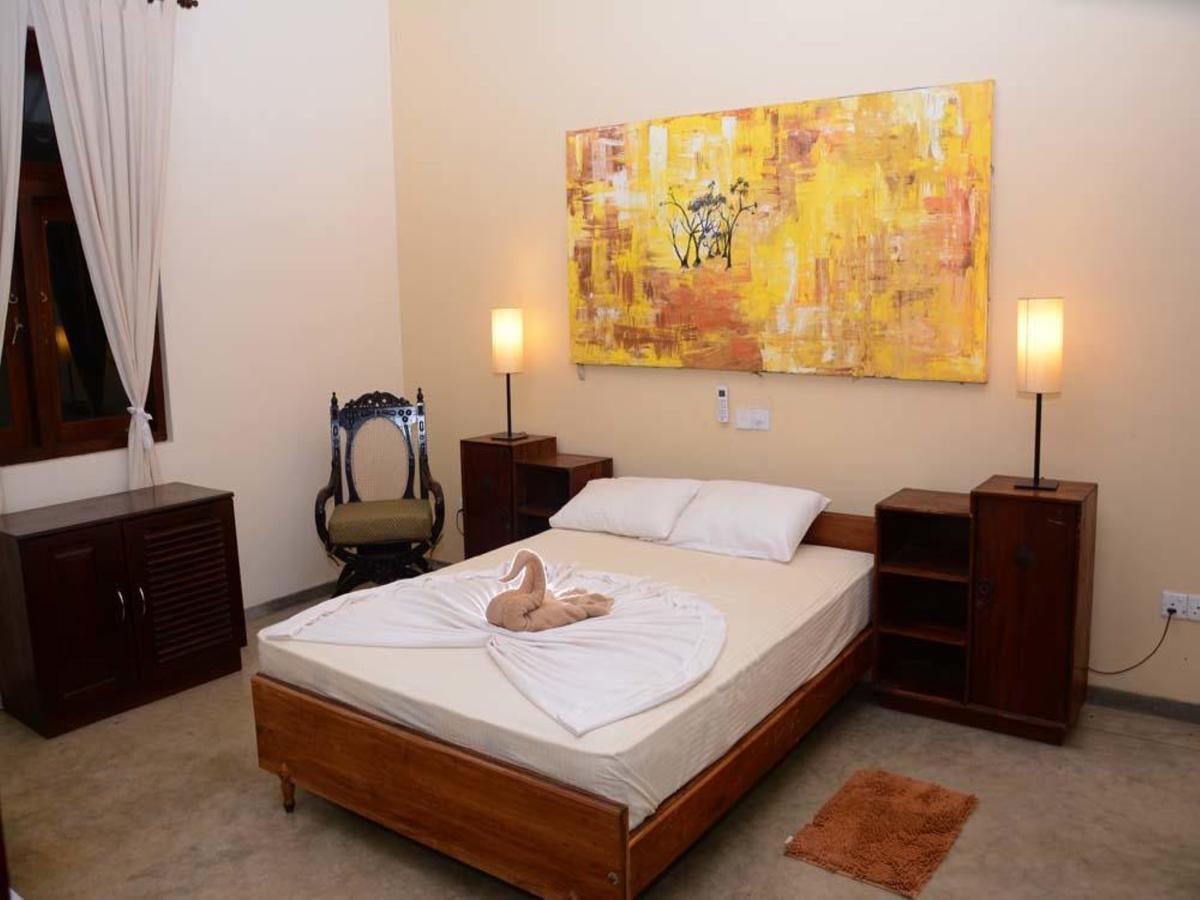 Castle Rock Sigiriya Hotell Kibissa Exteriör bild